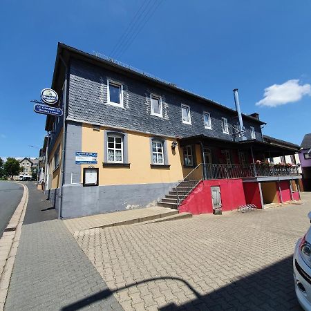 Gaestehaus Weisses Lamm - Monteurzimmer Nordhalben Bagian luar foto