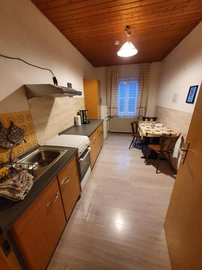 Gaestehaus Weisses Lamm - Monteurzimmer Nordhalben Bagian luar foto