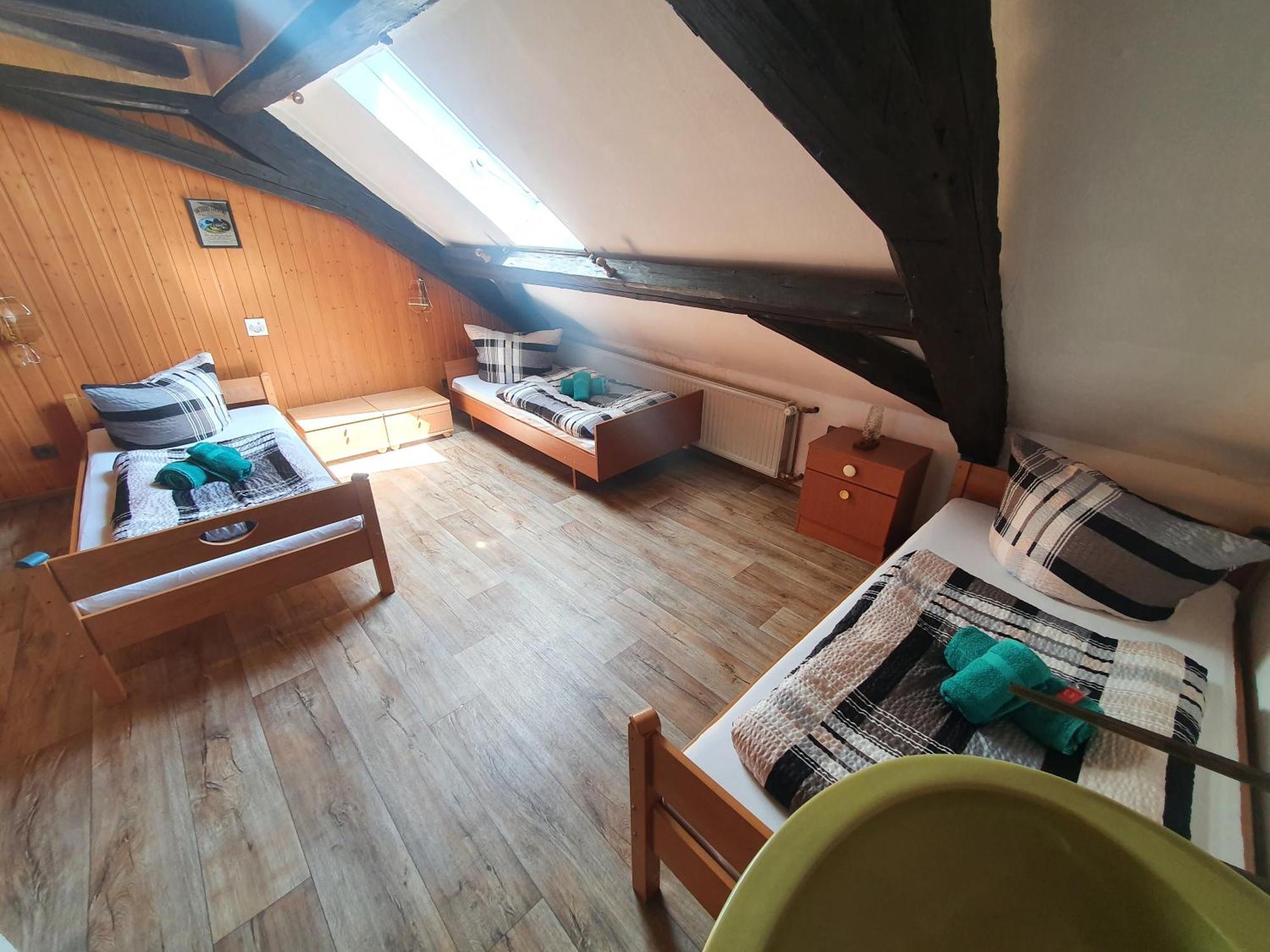 Gaestehaus Weisses Lamm - Monteurzimmer Nordhalben Bagian luar foto
